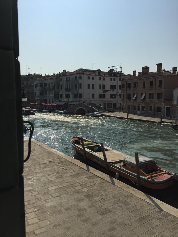 Princess Guest House Canal View Venetië Buitenkant foto